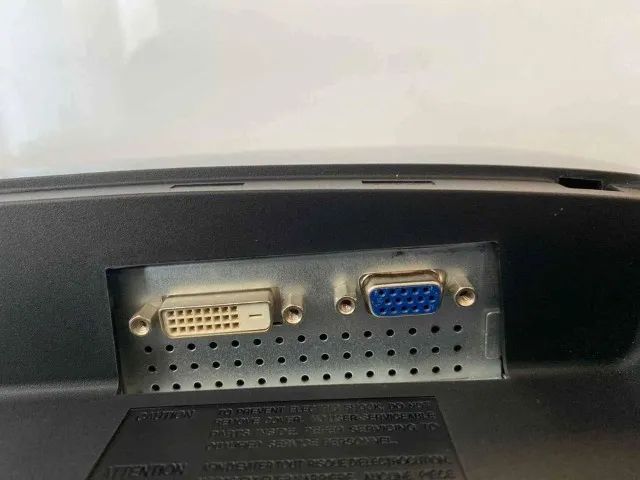 Monitor 19" Polegadas Samsung Widescreen Bom Estado Garantia e Nf - Foto 4