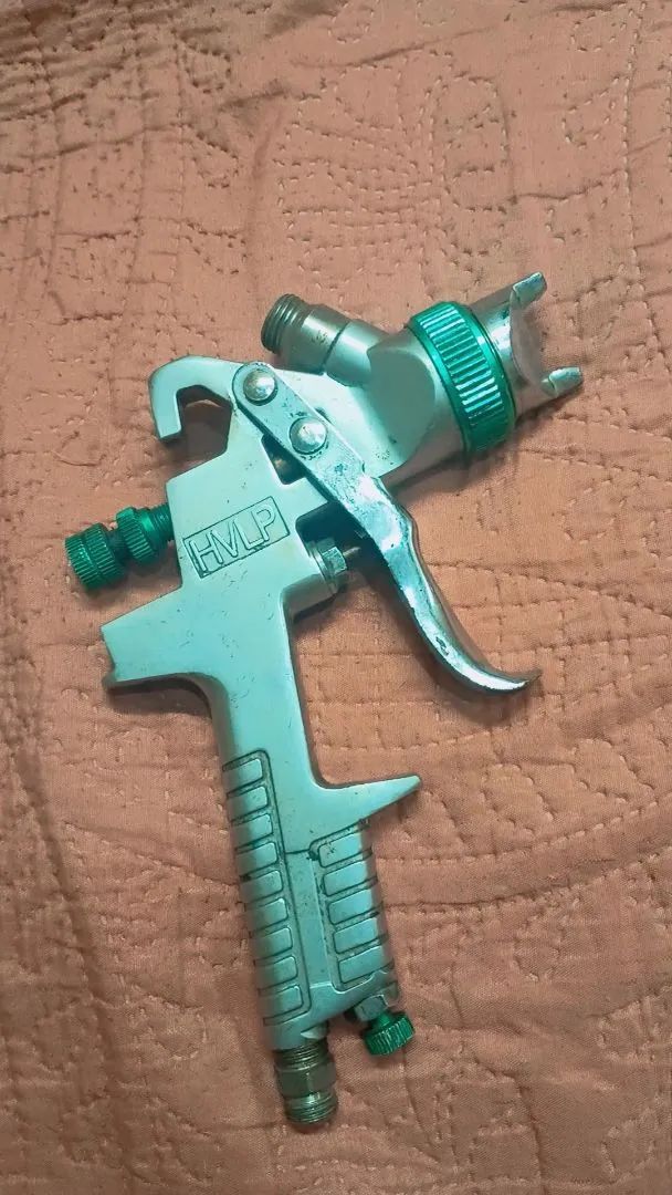 Pistola de pintura automotiva.  - Foto 2