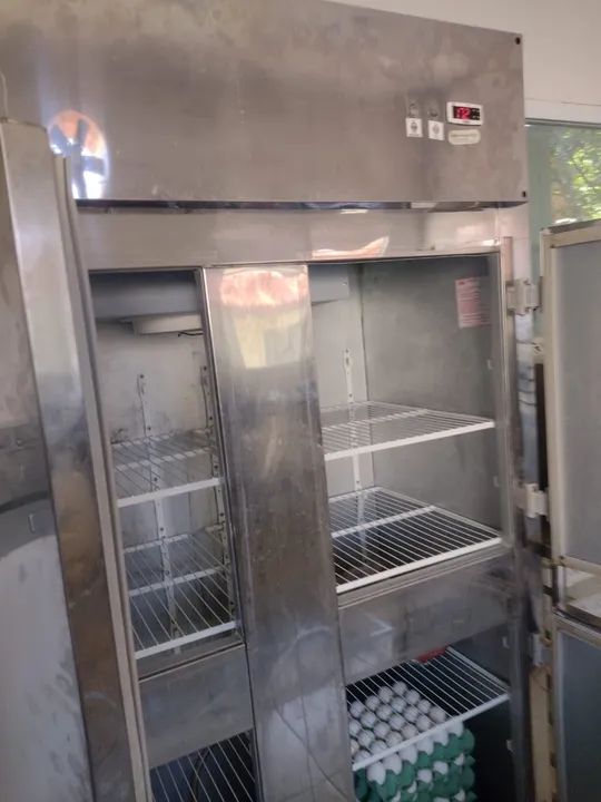 Geladeira Comercial 900L - Foto 4