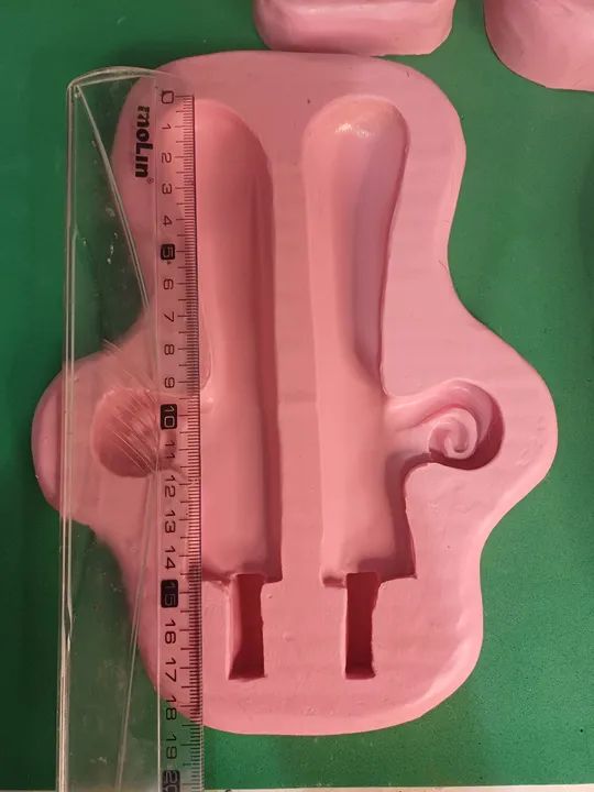 Molde trono para esculturas de 20cm Cintia Beu - Foto 2