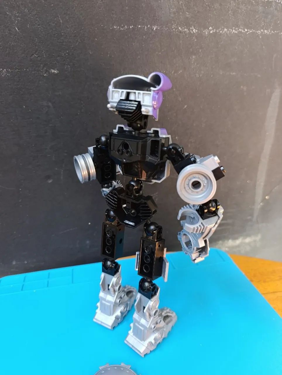 ROBÔ DE COMBATE MOTOR BLOCKS GYROFIGHTERS ESTILO LEGO  - Foto 3