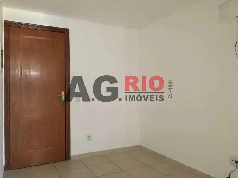 Sala - / Comercial / Vila Valqueire