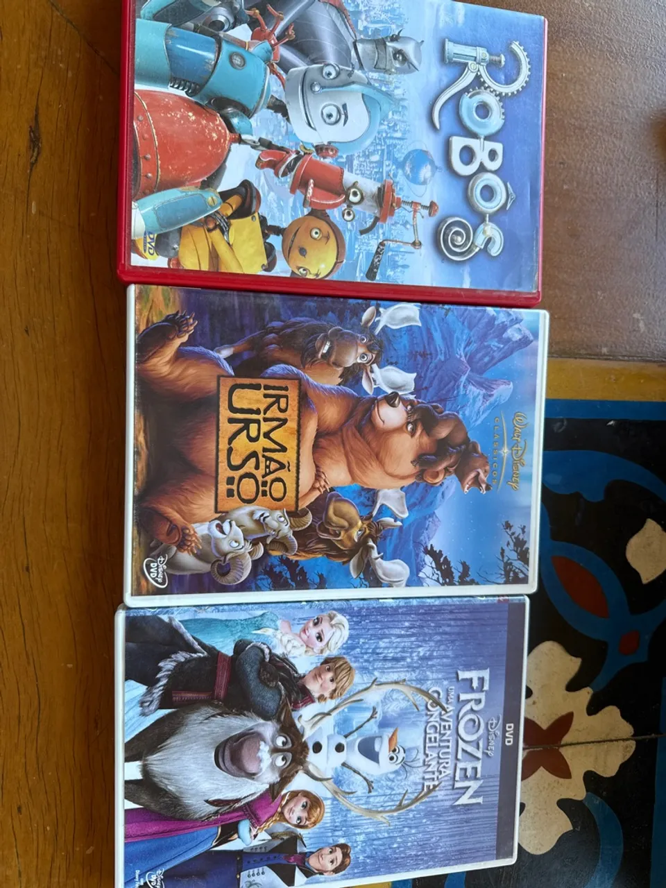 Lote de 3 DVDs - Robôs, Irmão Urso e Frozen