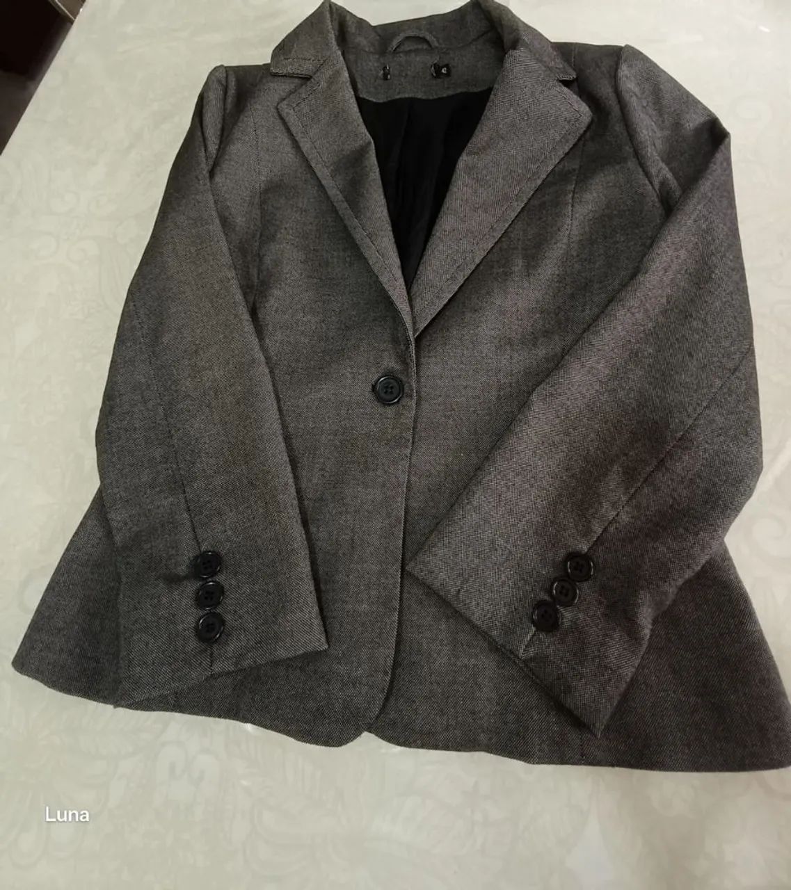 Blazer cinza elegante - Foto 2
