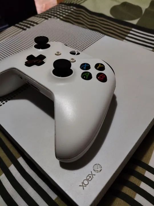 Xbox One Branco - Console de Vídeo Game - Foto 2