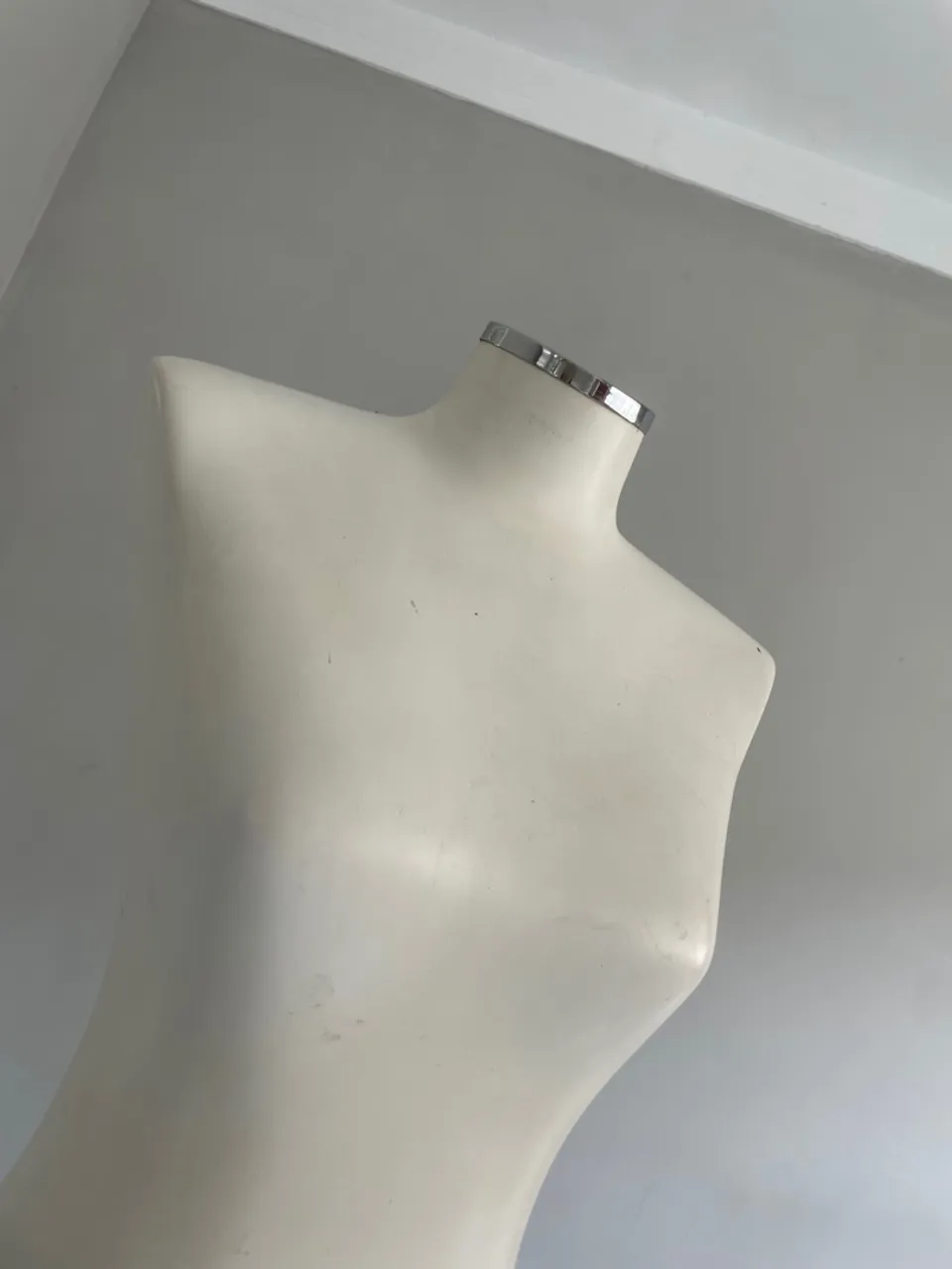 Manequim Feminino para Loja de Roupas
