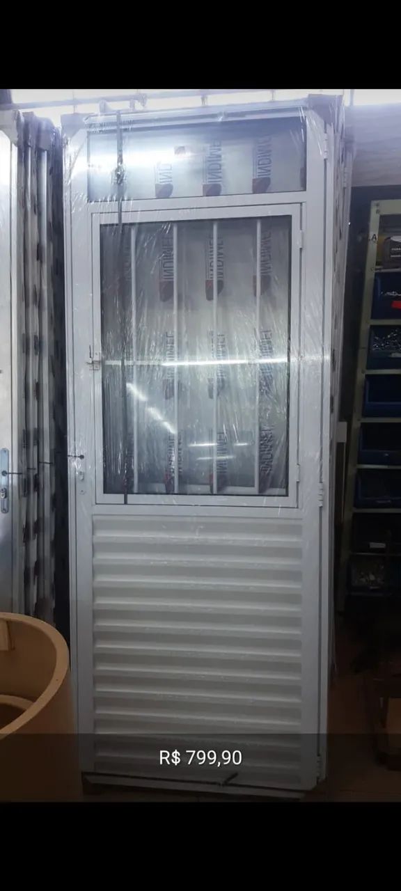 *MEGA PROMOÇÃO* PORTA DE VIDRO COM GRADE 799,90