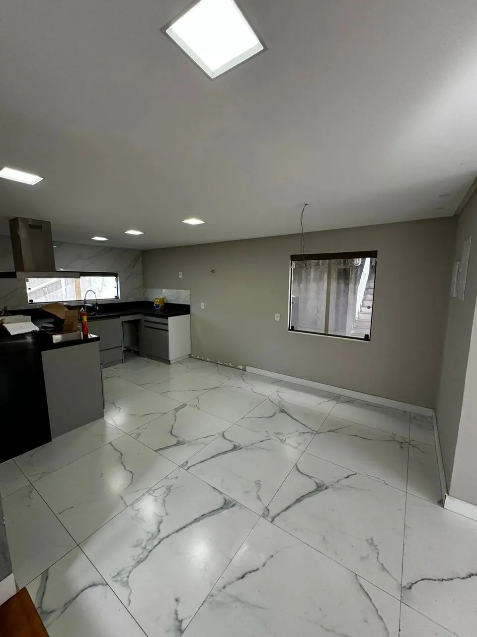 OPORTUNIDADE - CASA DE 125M² com 04 quartos, 01 suíte, 02 vagas - Colinas de Vila Velha -  - Foto 3