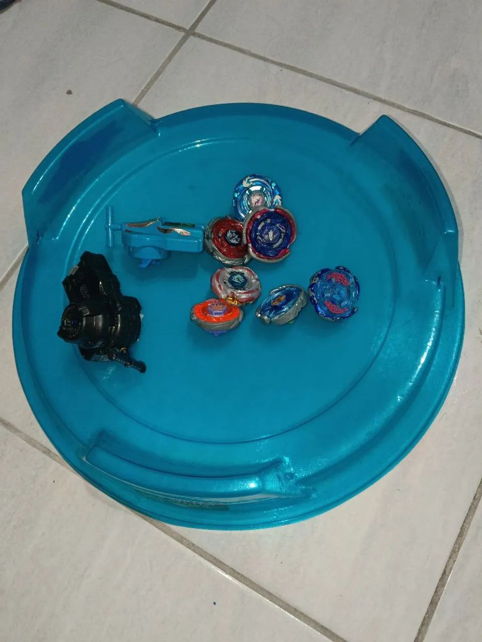 Beyblades - Coleção Pegasus, l drago e arena. - Foto 3