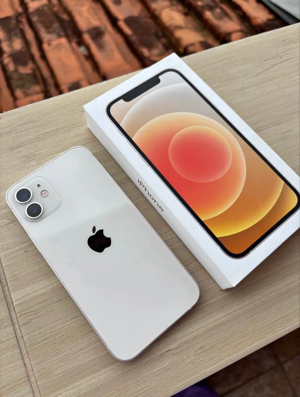 128GB 本体 iPhone 12 ホワイト Smartphone Apple iPhone 12 128GB Branco Vitrine - Carrefour