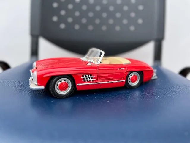 Mercedes Bens 300sl 1/18 Bburago - Foto 2