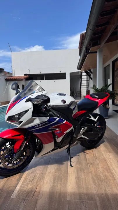 Cbr 1000rr fireblade - Foto 4