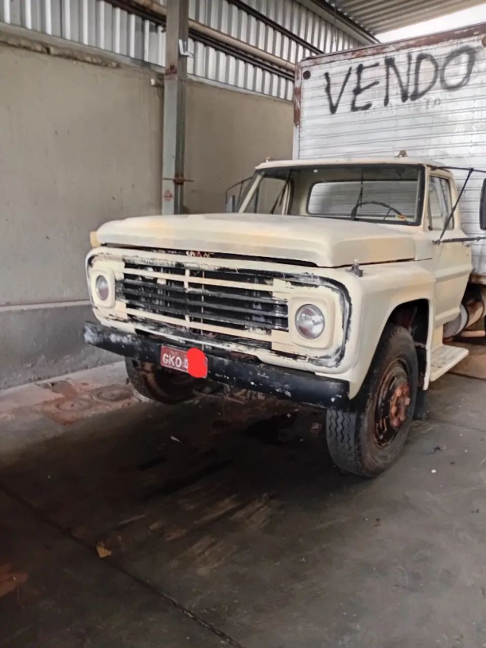 Caminhão Ford F12000