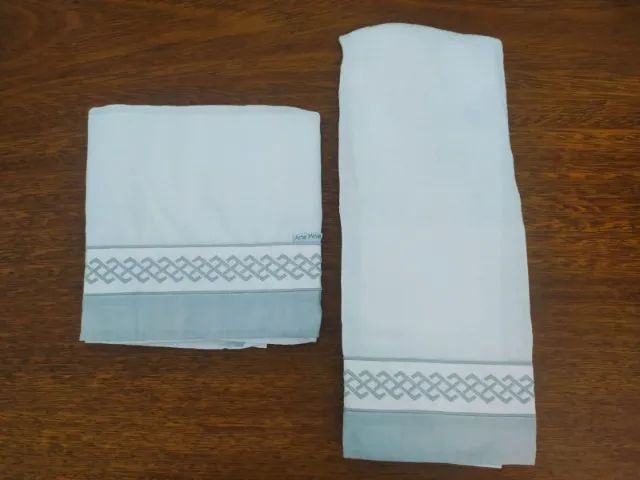 Fralda De Ombro Cinza Para Bebê
