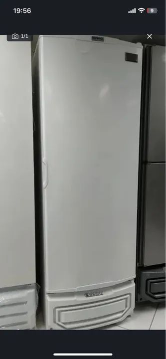 Freezer vertical- Gelopar Evandro 