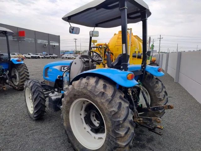 Trator Ls - U60, 2300 Horas. Fabricação 2017 - Foto 2