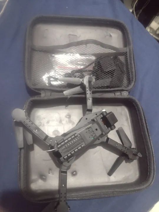 Drone vendo do jeito que tá tô vendendo barato pois não estou usando  - Foto 4