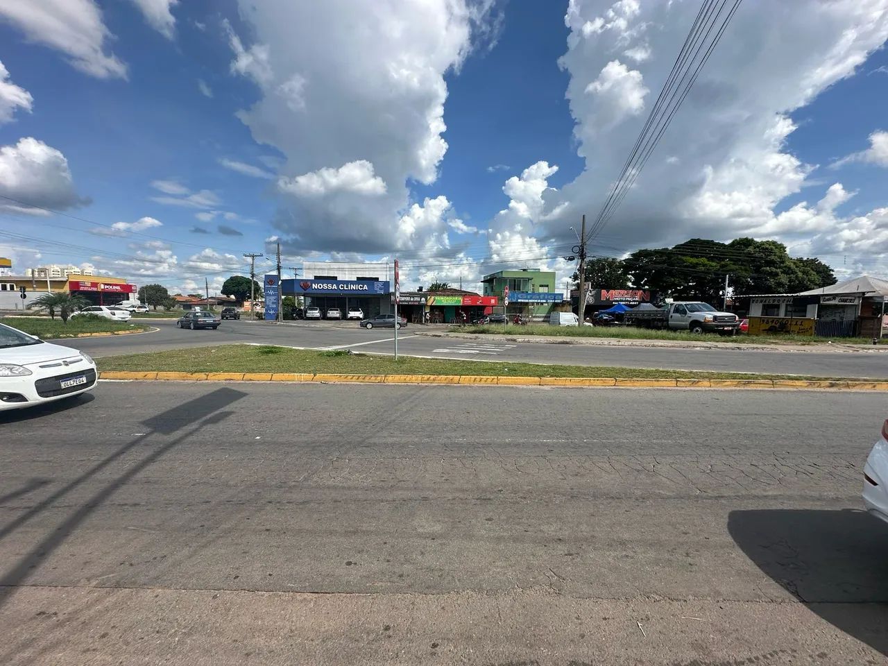 Excelente Área comercial com 1.118m2 na Av Independência, entrada pela própria Av e Rua Do - Foto 2