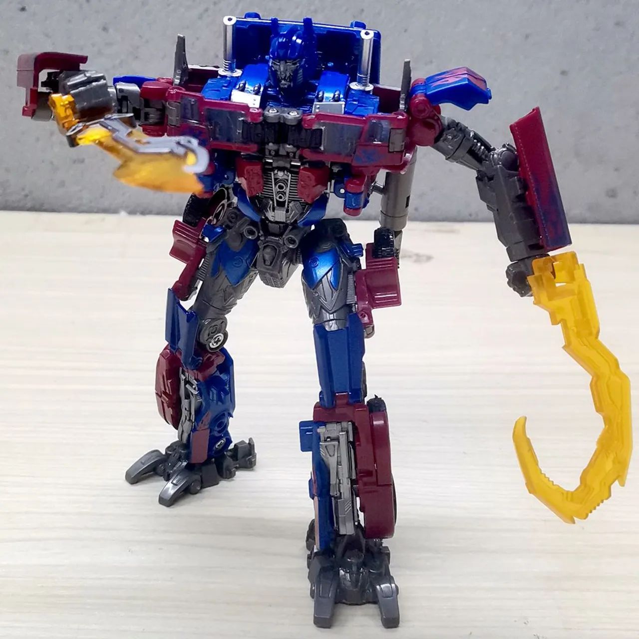 Transformers Optimus Prime -18 cm - Foto 2