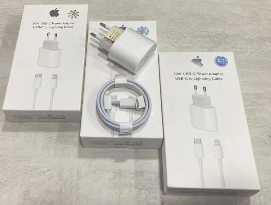 Carregador IOS 20W USB-C *PREMIUM* com Cabo Lightning - Novo