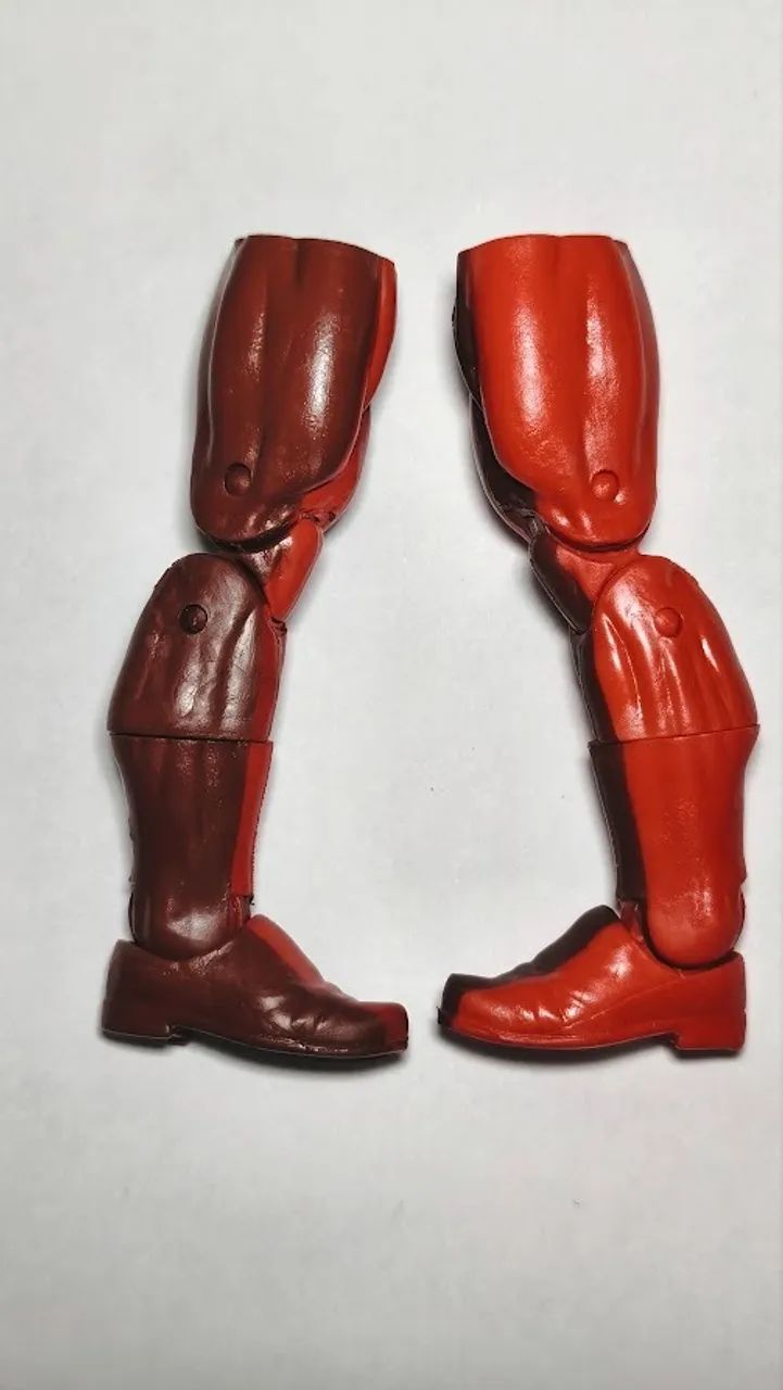 Marvel Legends 2 pernas p/ boneco Legends - perna direita e perna esquerda ideal p/ custom - Foto 2
