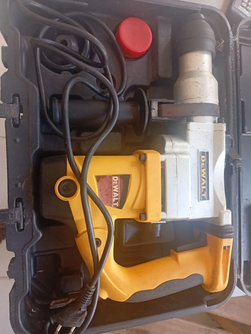 Martelo Perfurador Dewalt