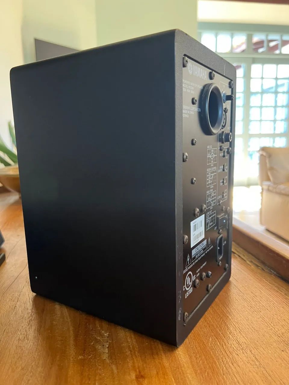 Monitores de estúdio biamplificado Yamaha Hs5 (par) - Foto 6