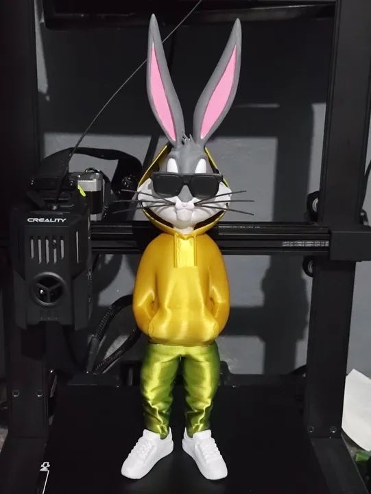 Boneco Bugs Bunny estiloso