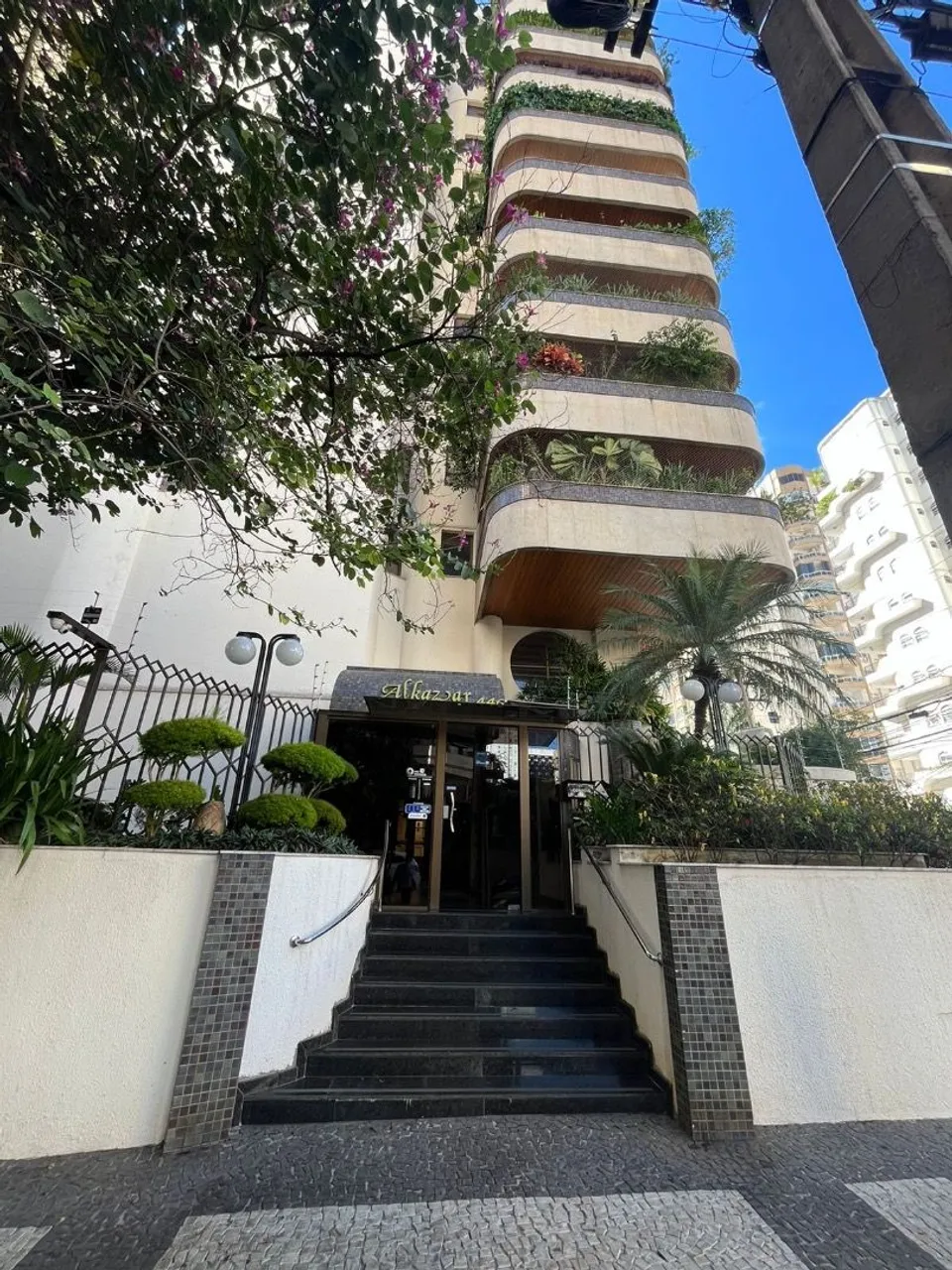 Apartamento com 4 Quartos à venda, 270 m² por R$ 950.000 - Setor Oeste