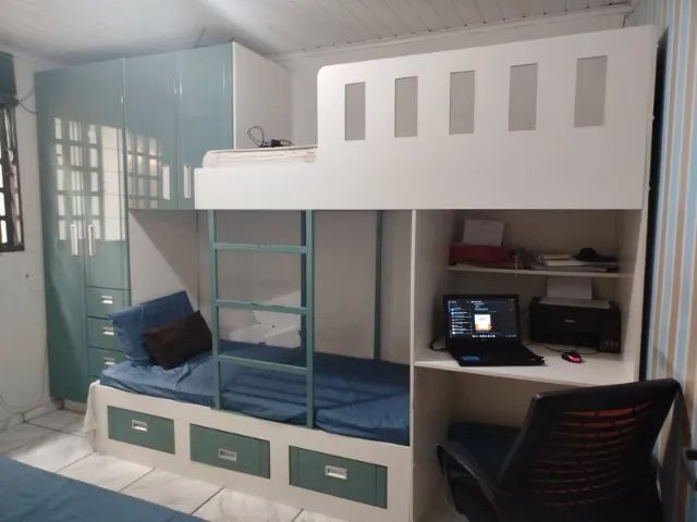 Vendo movéis planejados usados em ótimo estado de conservação.