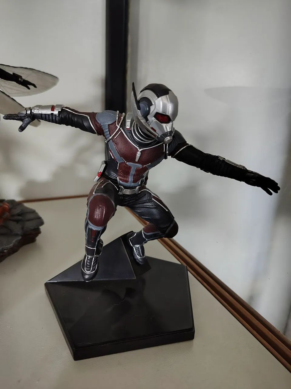 Homem Formiga Marvel Vingadores 1/10 Iron Studios  - Foto 2