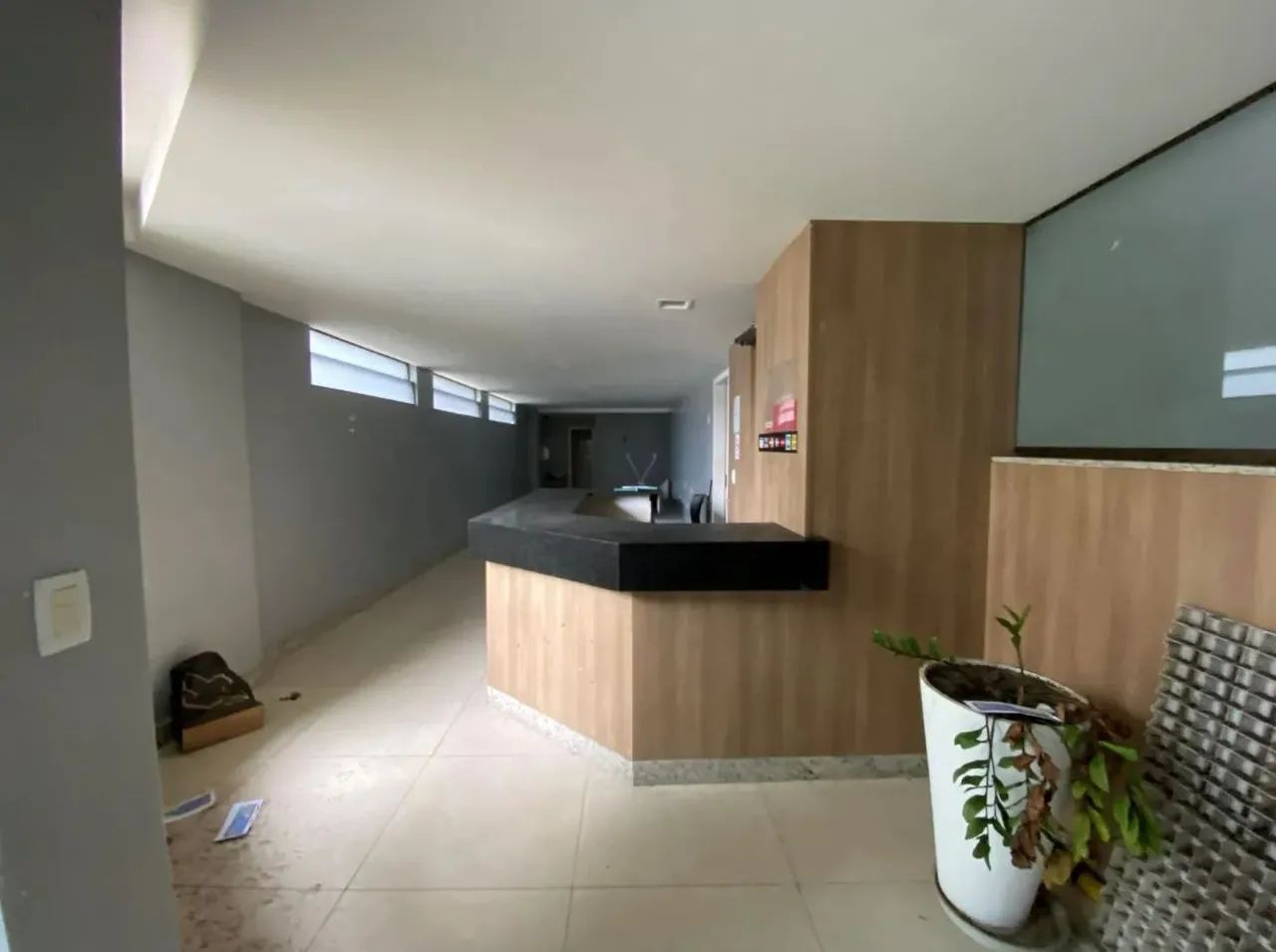 Imóvel para aluguel com 219 metros quadrados com 18 quartos em Itaigara - Salvador - BA