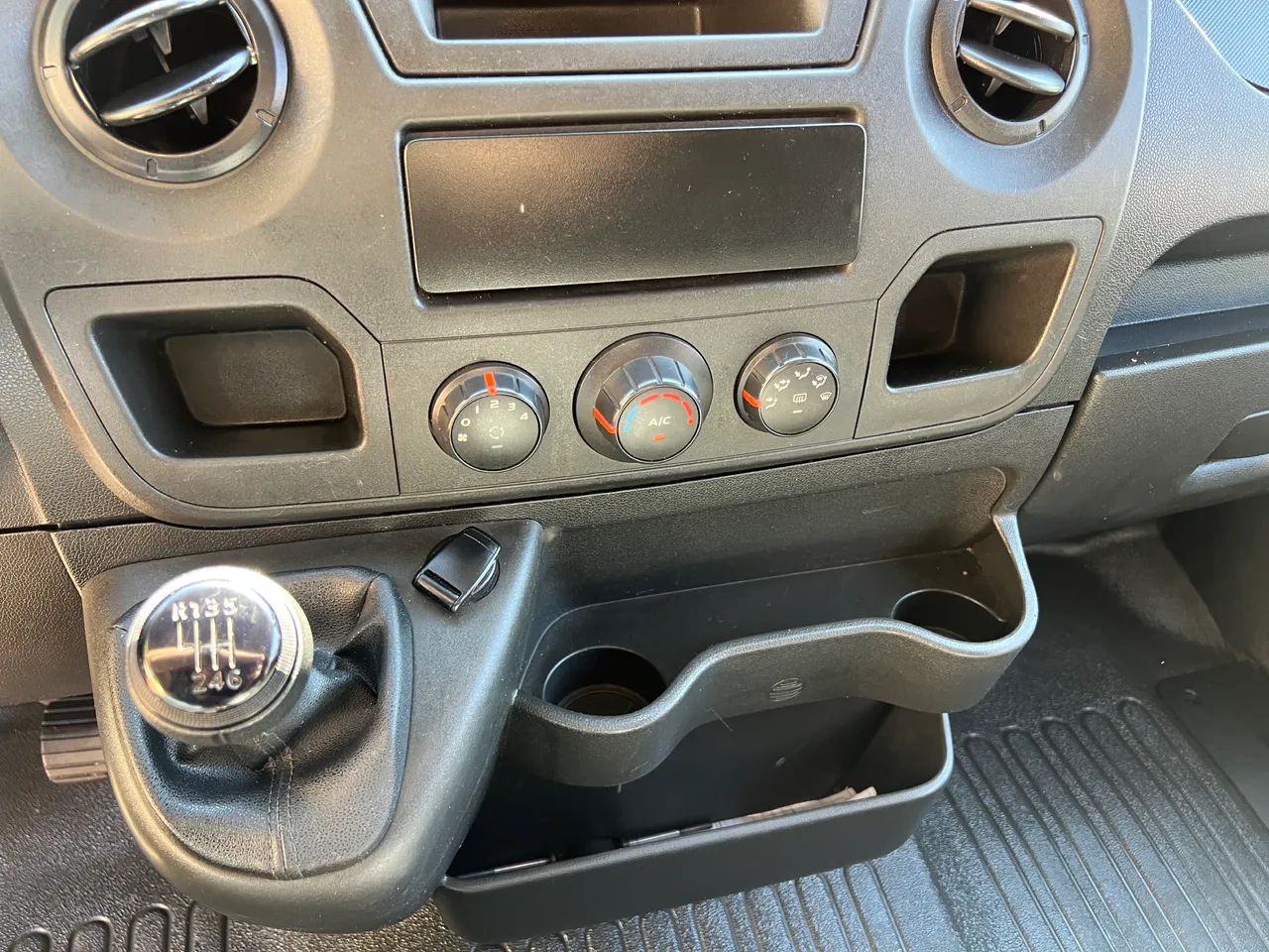 Renault Master 2.3 DCI Furgão 16V Diesel 2022 - Foto 10