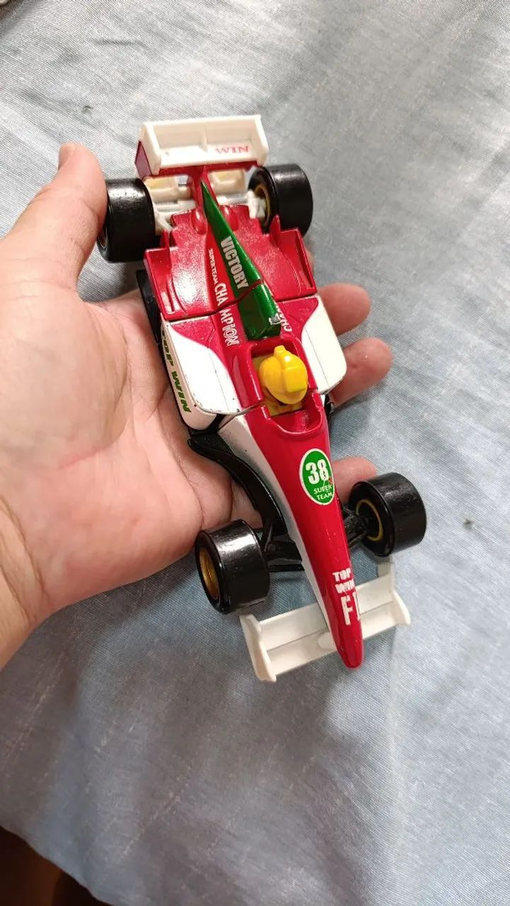 Carrinho antigo e raro , não tem no Brasil, ÚNICO!!!!