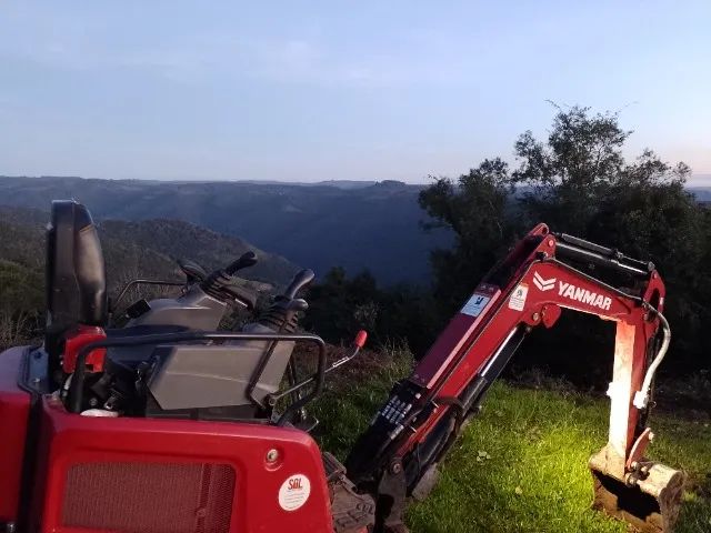 Mini escavadeira yamar 