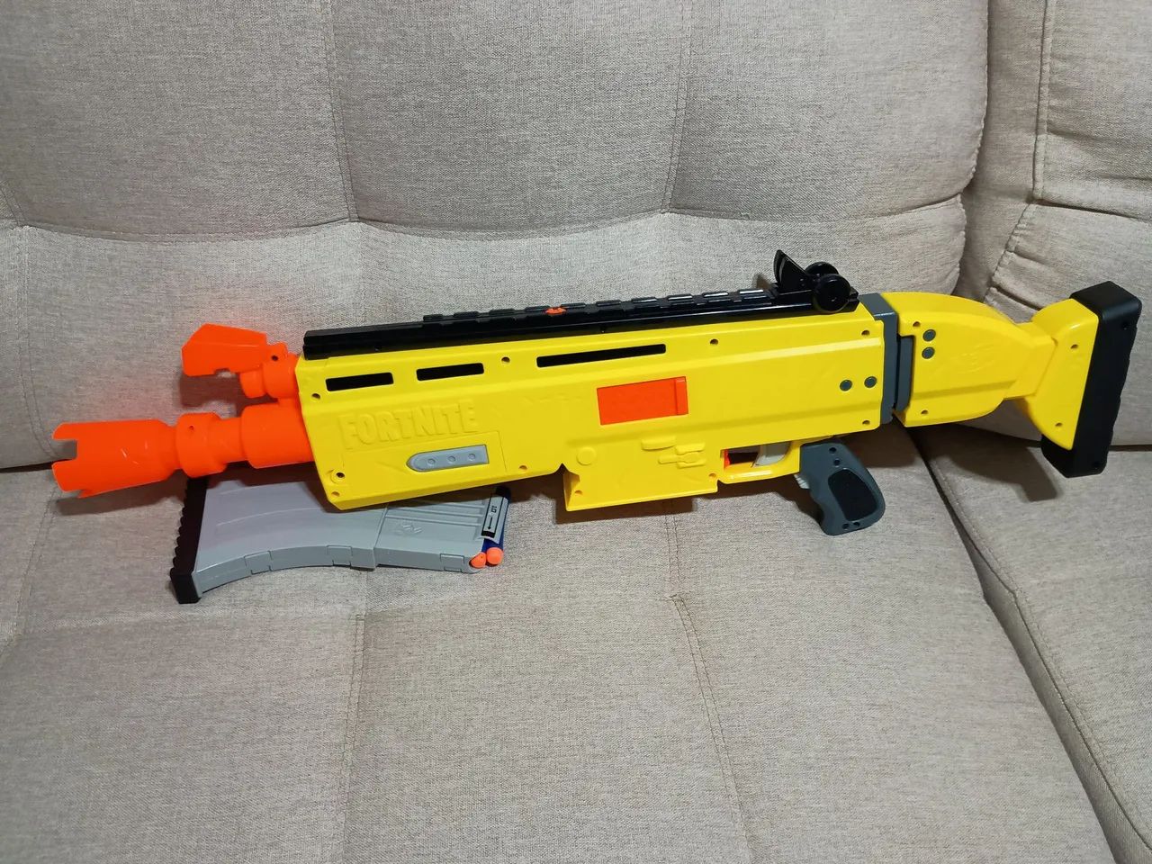 Nerf Fortnite AR-L - Lançador de Dardos - Brinquedos e Jogos