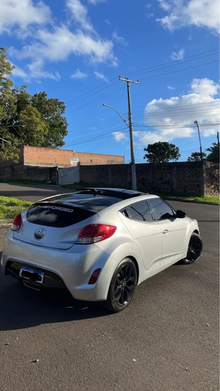 Hyundai Veloster 2012