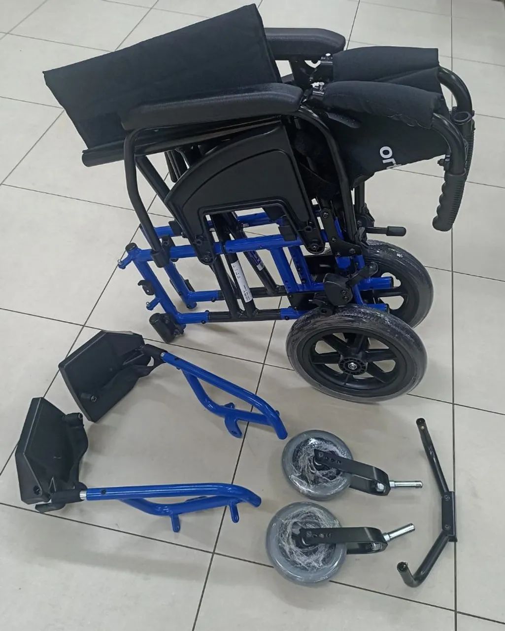 Cadeira de Rodas Leve e Confortável - Foto 2
