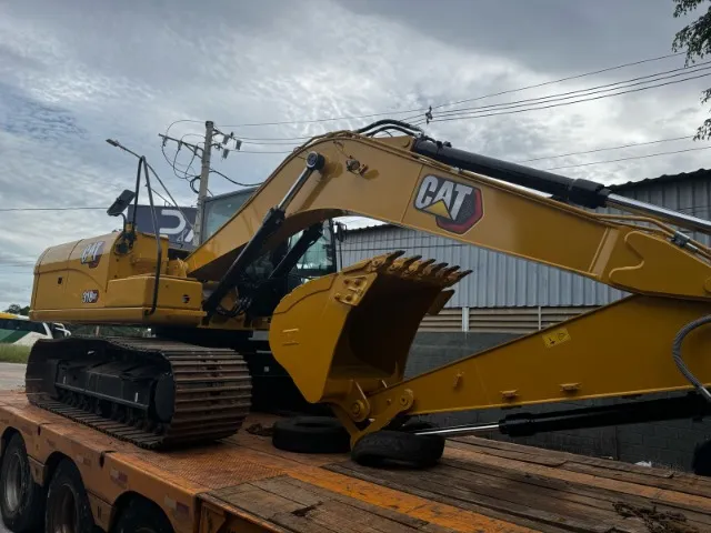 CAT 318 GC - Braço, lança, concha, pistões e pino da escavadeira Caterpillar
