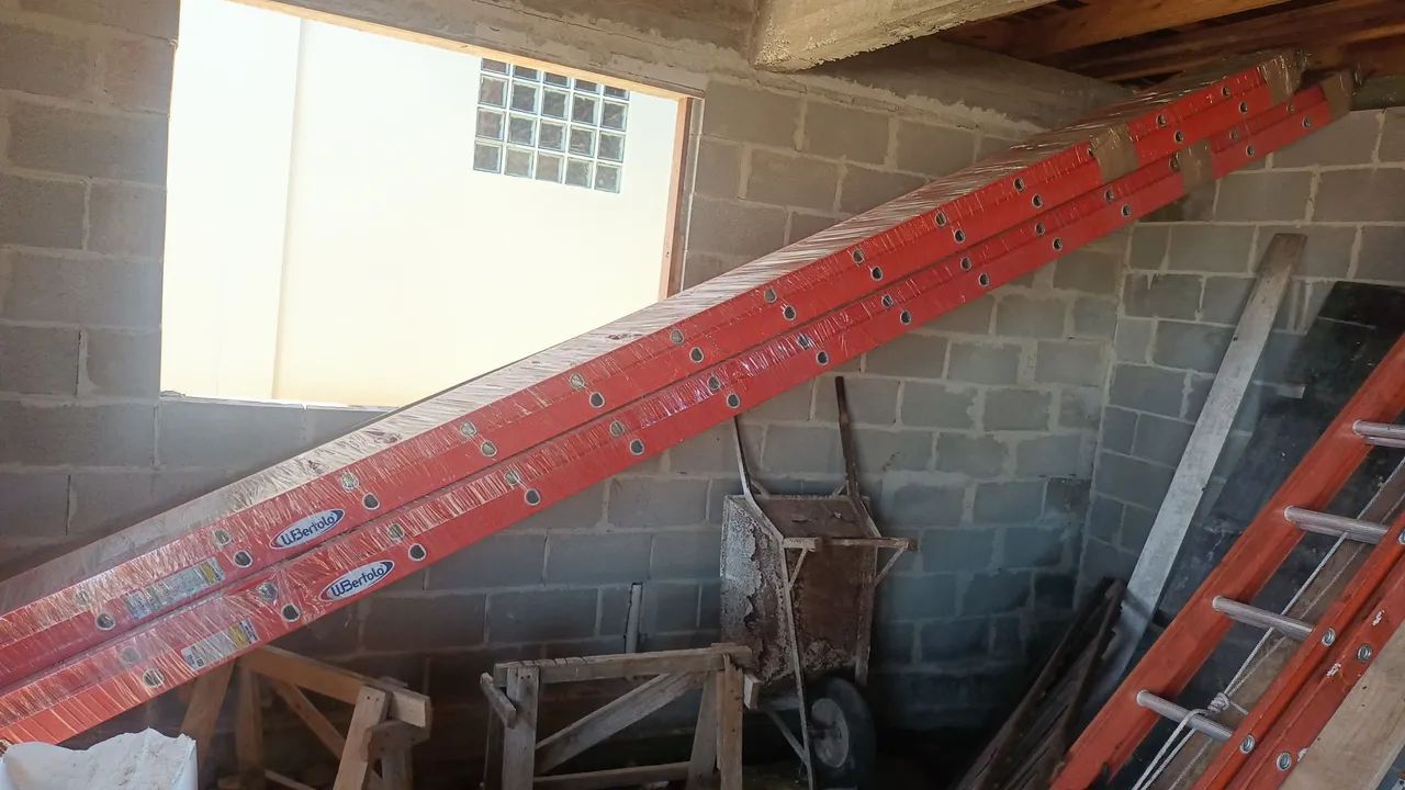Escada extensiva de fibra de 10,2 metros  - Foto 4