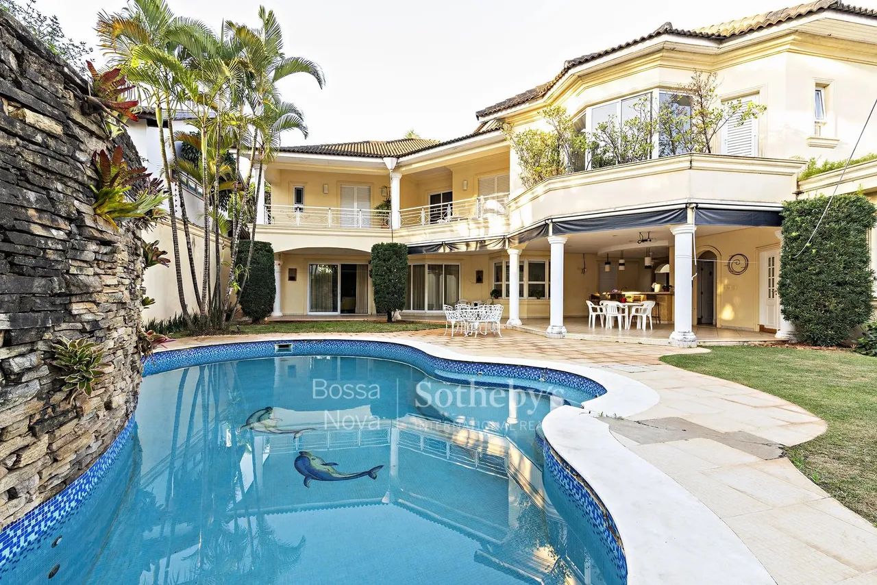 Casa com jardim piscina e espaço gourmet - Foto 2