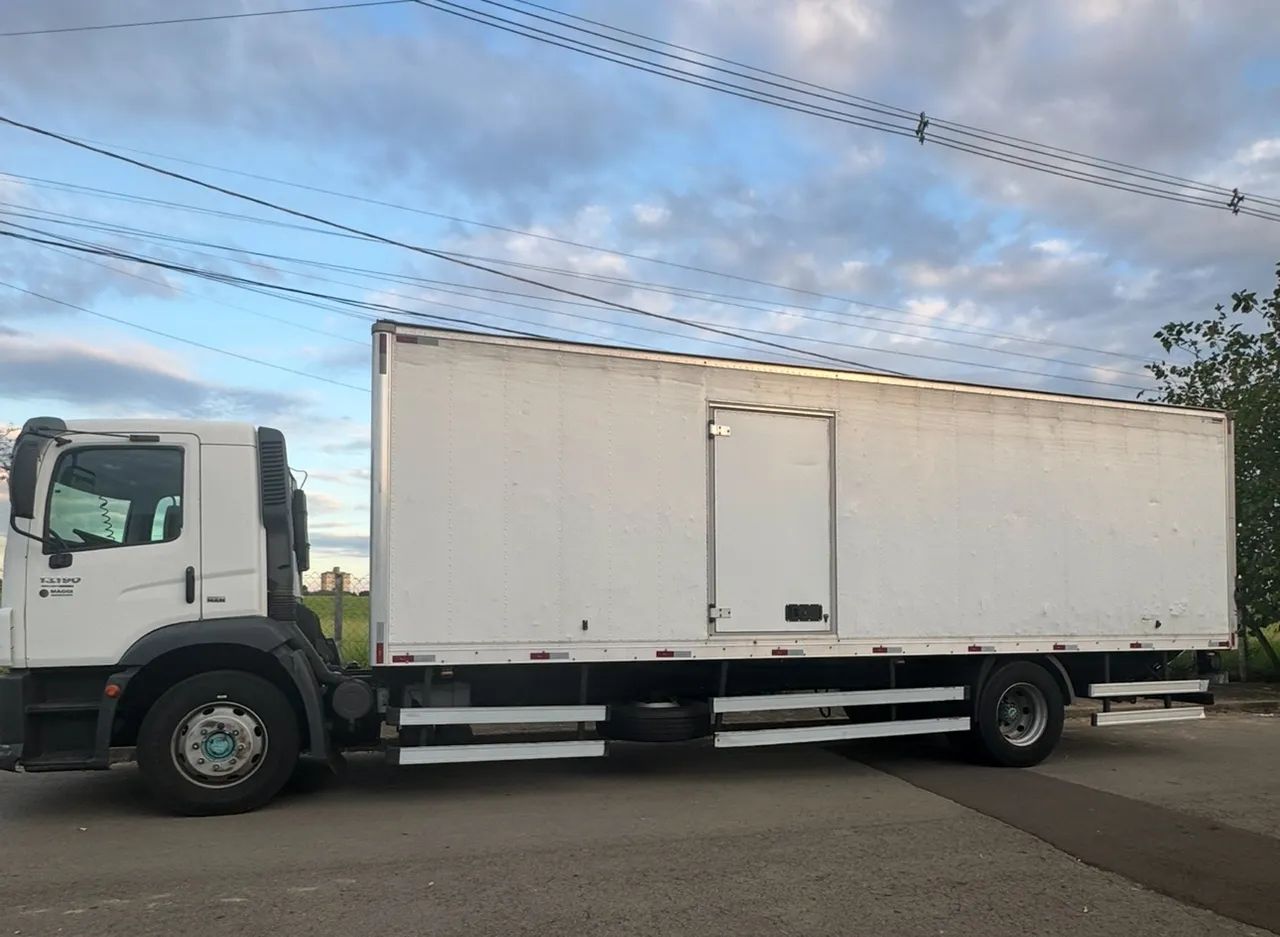 Frete e transporte em geral caminhão com rampa - Foto 2
