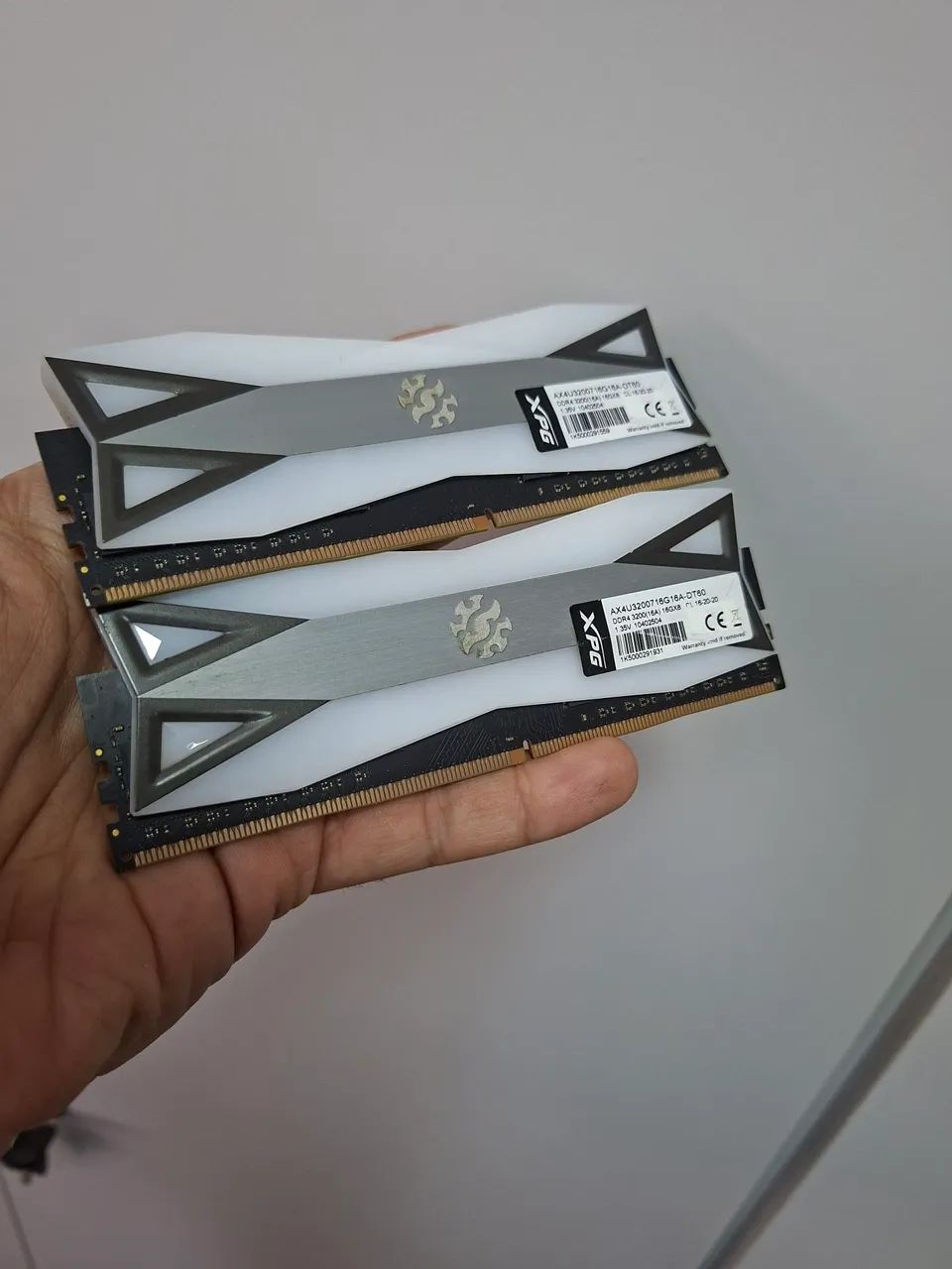 32gb XPG Spectrix Ddr4 3200mhz