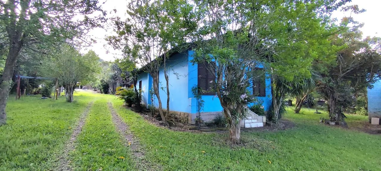 Chácara 1 hectare em Rolante RS Casa alvenaria Principal e Chacreiro Galpão Açudes