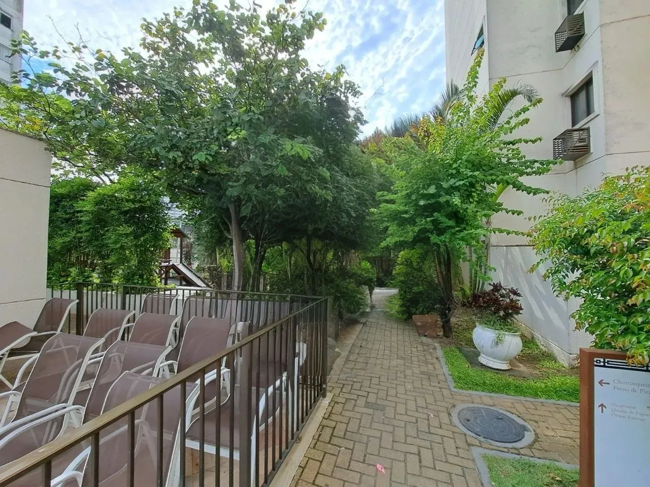 Apartamento à venda na Estrada dos Bandeirantes