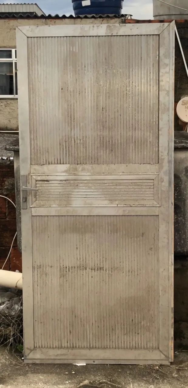 Porta de alumínio 3