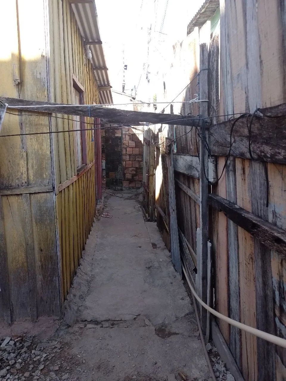 Vendo uma casa no japiim  NEGOCIÁVEL  - Foto 4