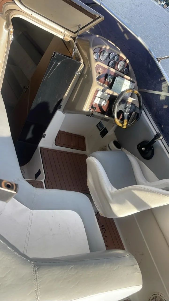 Lancha BAYLINE 233 - motor 300  - Foto 3