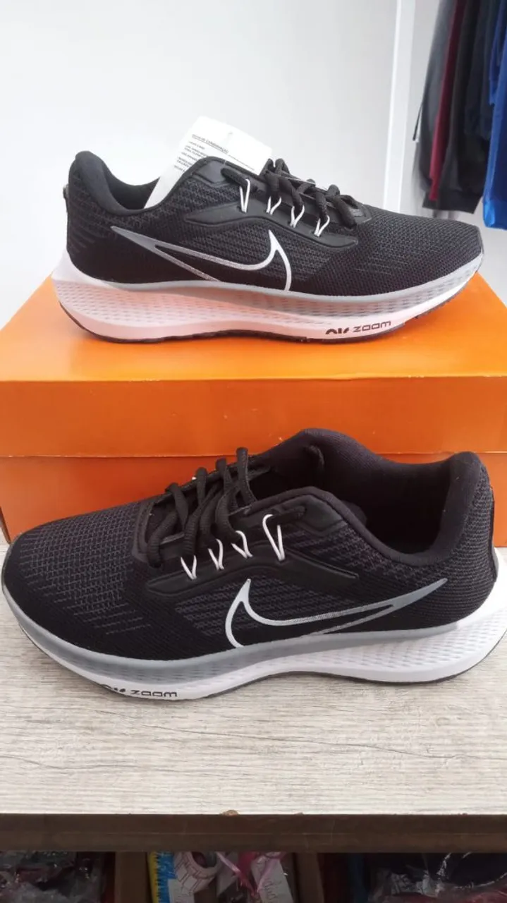 Tênis Nike Air Zoom Preto 2 linha 