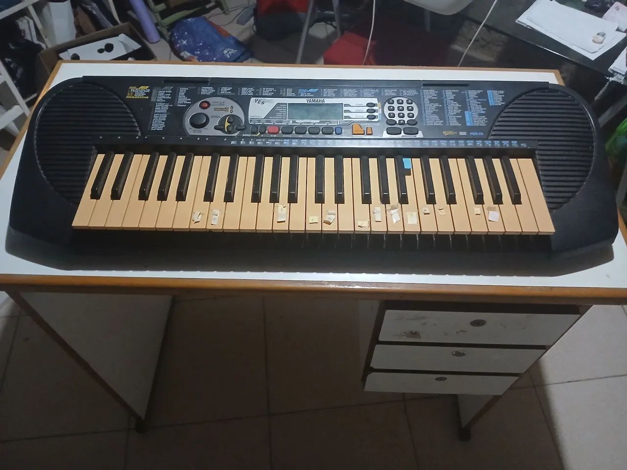 Teclado Yamaha PSR-E113